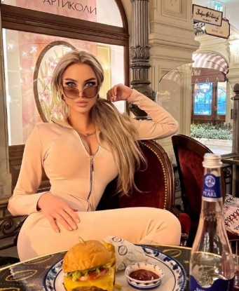 Дарьяша, 24 года, 3 размер груди